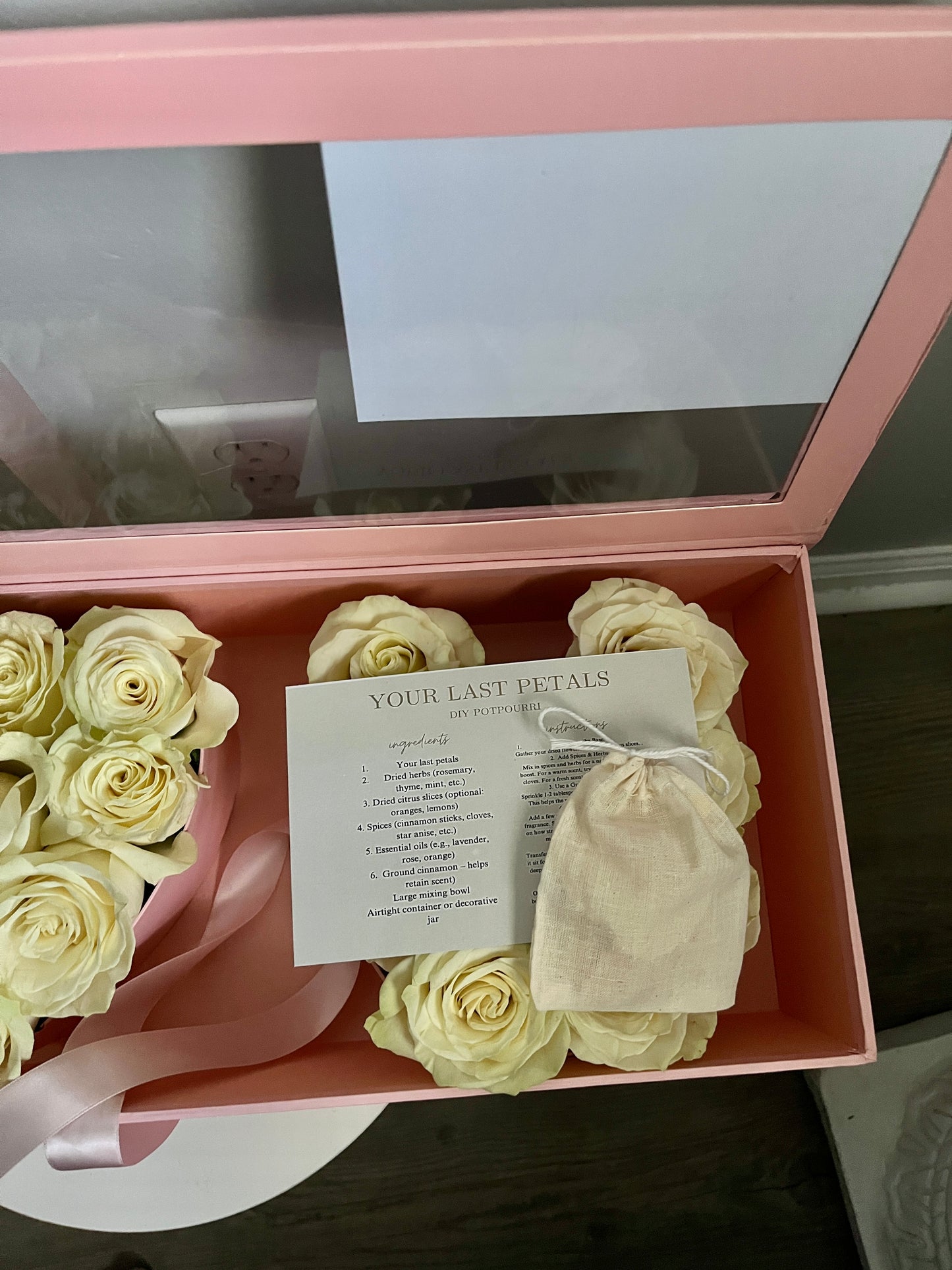 I Love U rose box